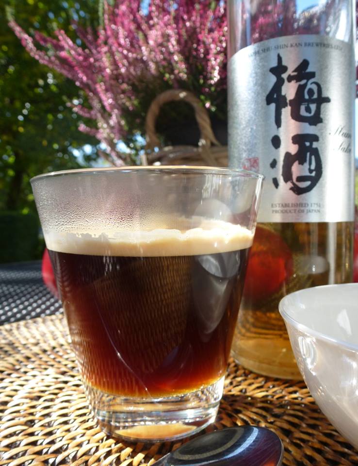 Caffè alla prugna giapponese – charly iten art affairs